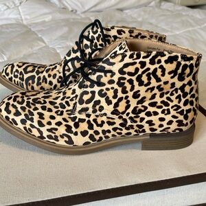 Cheetah print, Calf leather Hush puppies, great condition, SIZE 8